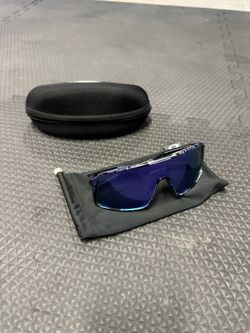 Oakley Sutro Purple Limited Edition 