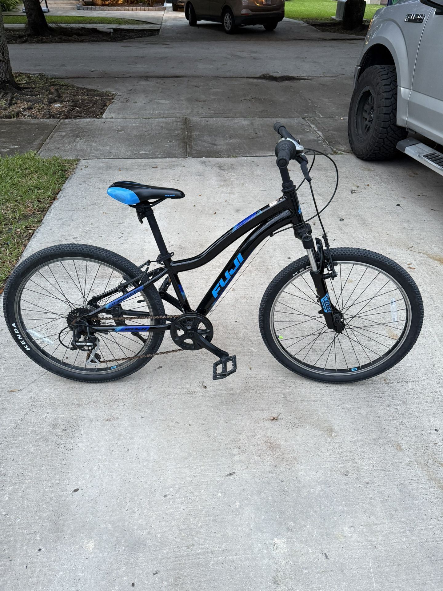 Fuji 24β bicycle π²
