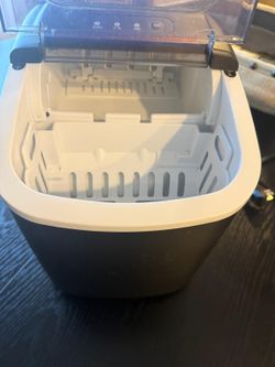 Ice machine
