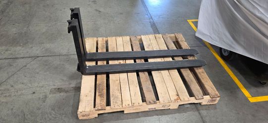 Heavy-Duty Forklift Forks / Blades – Pair