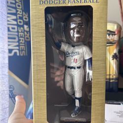 Manny Mota Bobblehead 