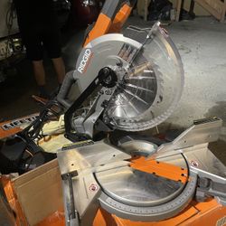 Ridgid 15Amp 10in. Electric Dual Bevel Miter Saw