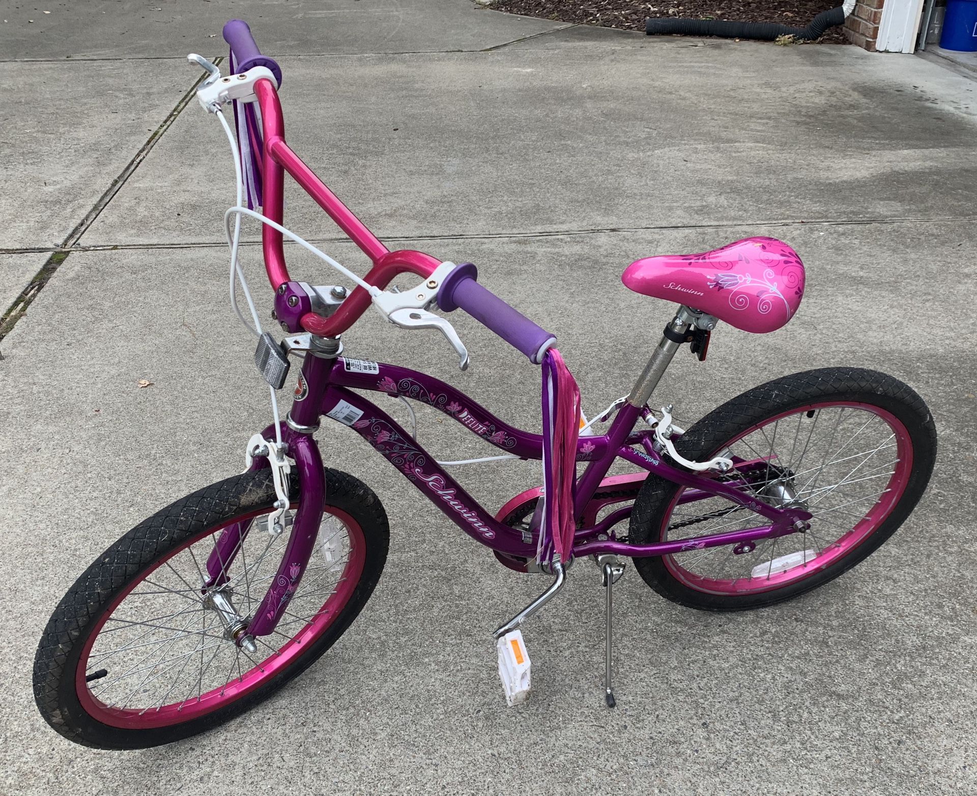 Great Condition 20” Schwinn Girl’s Bike Purple Pink