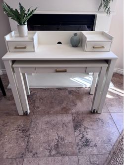 Desk-Pottery Barn Kids