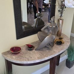 CONSOLE ENTRY WAY TABLE WITH MIRROR.