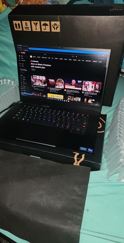 Razer Blade 15 Advanced QHD 240hz 3070ti