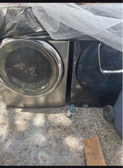Almost like new washer and dryer, both for 800 Almost like new washer and dryer, both for 800