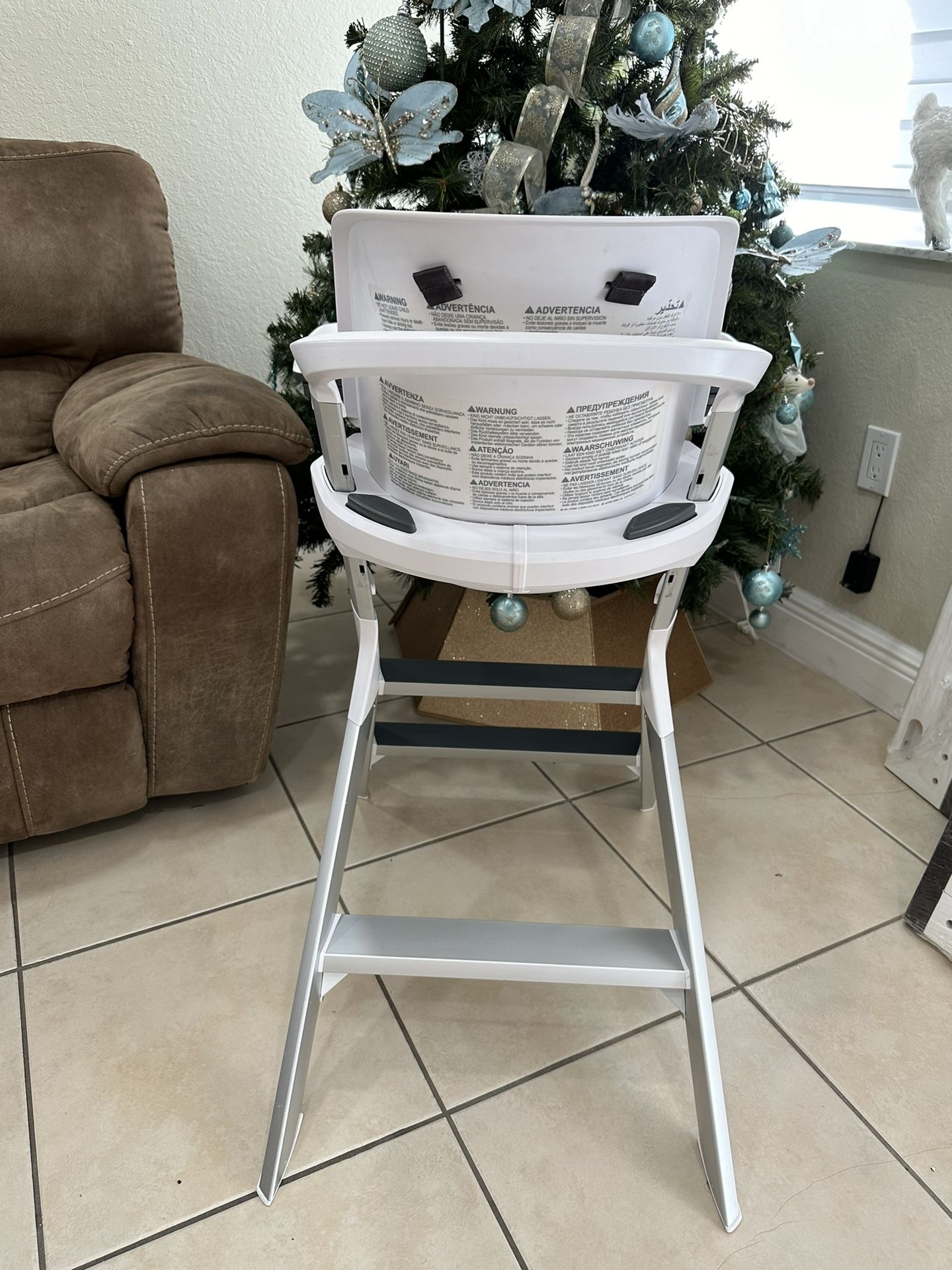 Moms High Baby Chair