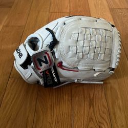 Brand New! Nokona A-1250 Glove