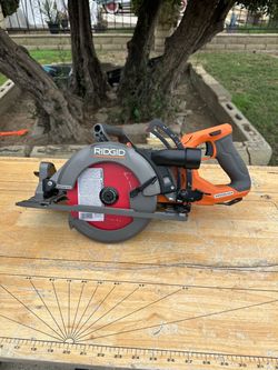 RIDGID Brushless Cordless Circular Saw