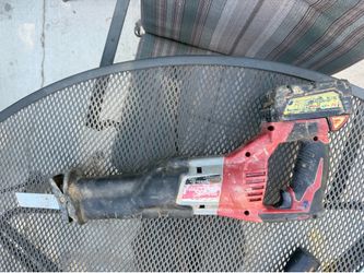 Milwaukee sawzaw and battery 40$