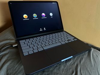 2026. Macbook. Neo 13 inch. ( part  sales )