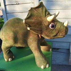 Play kool triceratops dinosaur
