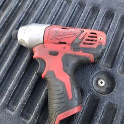 Milwaukee M12 Impact Drill