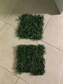 Fake grass 12 /12”