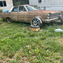 1965 Ford Galaxy 500 With 352 