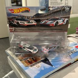 Hot Wheels Premium Car Culture Twin Pack Set HBL96