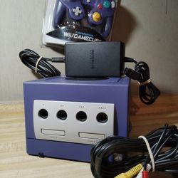 NINTENDO GAMECUBE 🟣 PURPLE