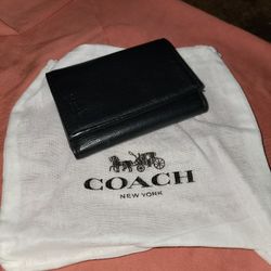 Men's Coach Black ⚫️ Trifold Leather Wallet $$$148 ♤♡◇♧ 