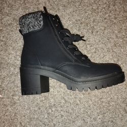 Heel Boots Size 9 