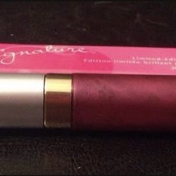 Mary Kay Lip Gloss (Berry Smoothie)