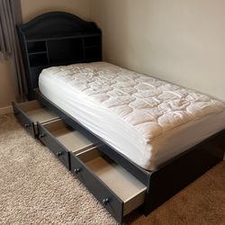 Twin Bed Set With Mattress 