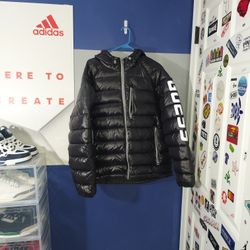 guess puffer jacket