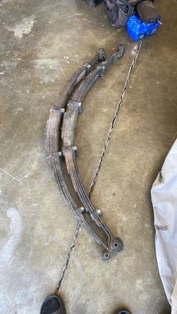 Toyota Tacoma leaf springs
