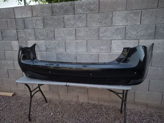 Lexus is 350 oem Rear bumper