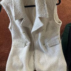 LOT OF WOMEN’S TOPS- LOTE DE TOPS DE MUJER 