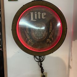 Miller Lite Beer Barrel Sign Light