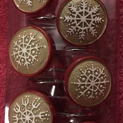Christmas Snowflake Set Of 12 Ceramic & Metal Shower Curtain Hooks NEW in Package! 