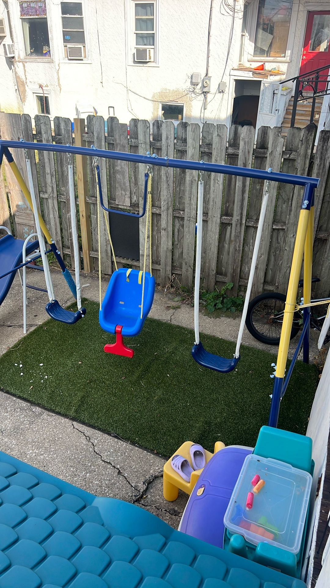 Kids Swing Set