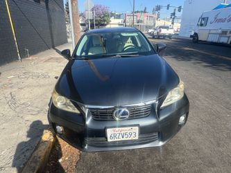 Lexus ct200h