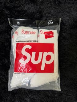 Supreme socks