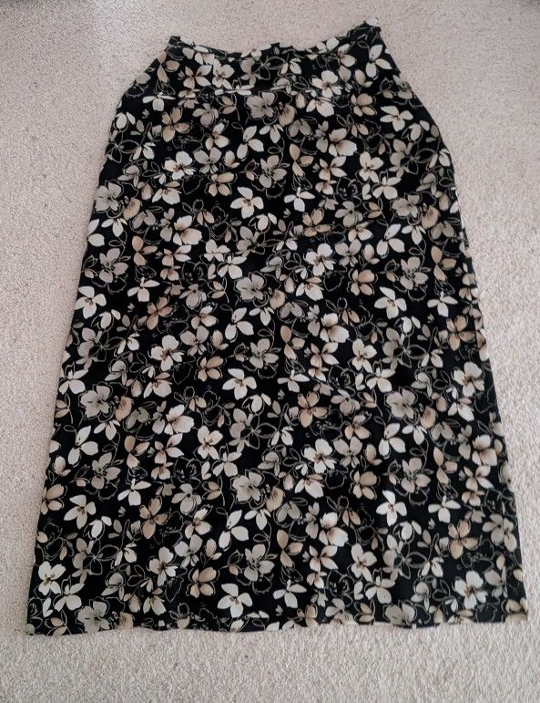 Floral Patterned Skirt