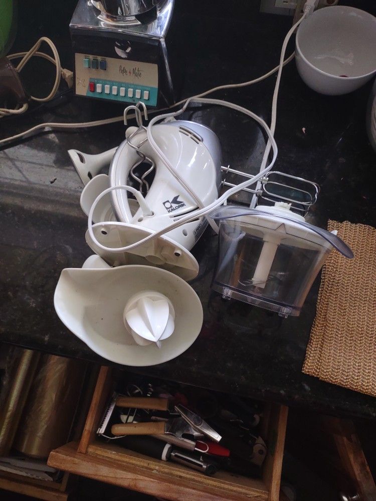 Kaloric Combo juicer food processor mixer blender