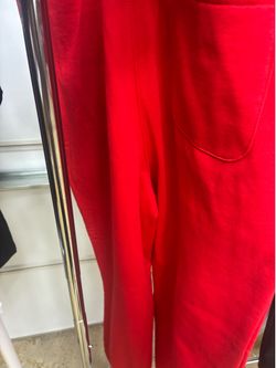 SUPREME SWEATS