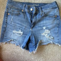 Universal Thread Shorts