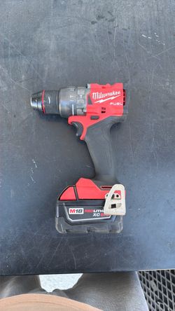 Milwaukee M18 Fuel Hammer Drill with Battery
