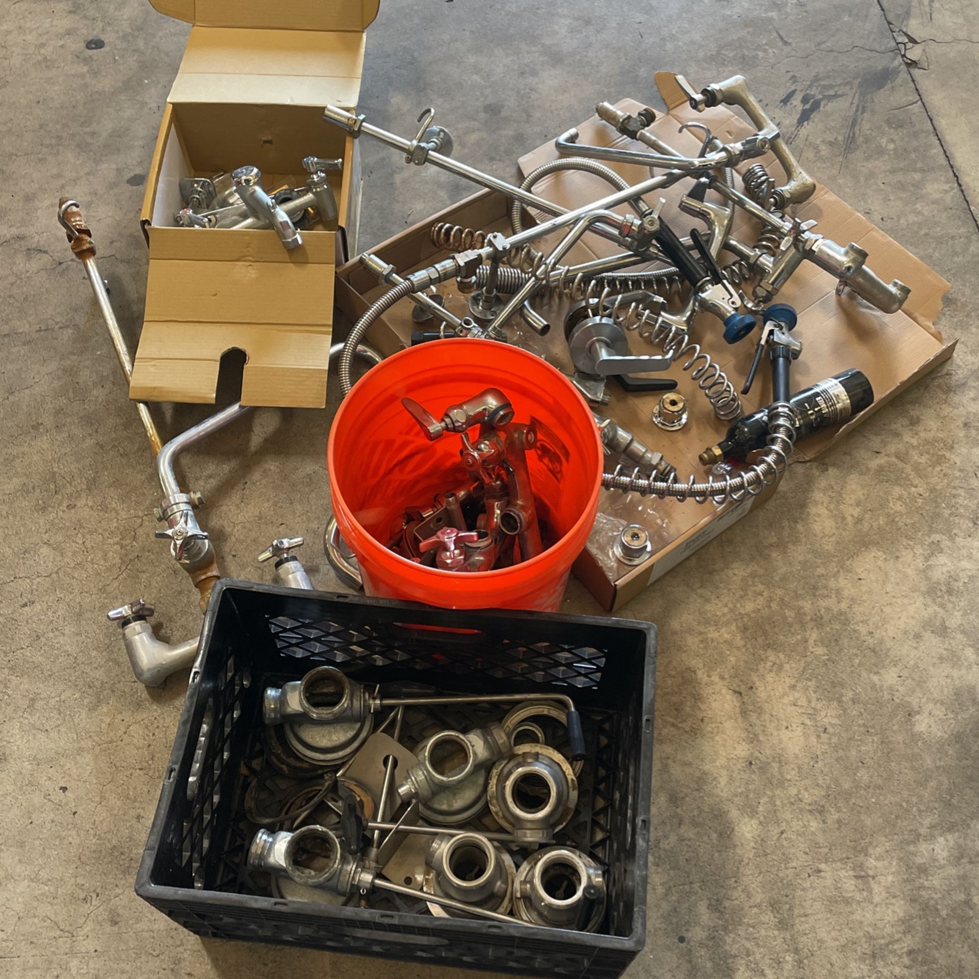 Misc. Lot of Commercial Plumbing Parts for Sale in Lincoln Acres, CA