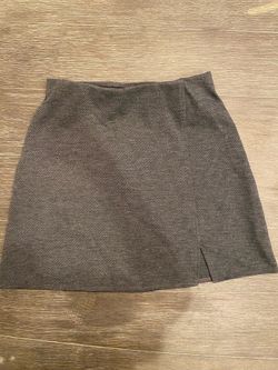 h&m gray skirt