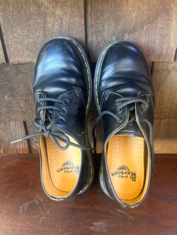 doc marten 3 holes