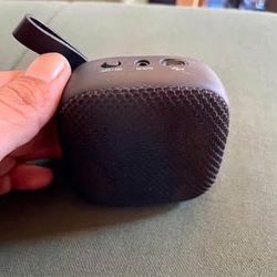 JVC  Bluetooth Speaker 