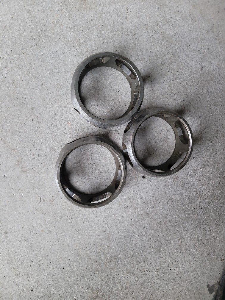 Steel Hub Bearing Carriers Tons