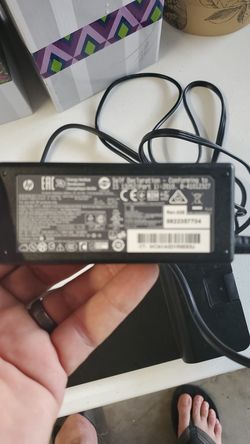 HP ultra slim docking station and power chord