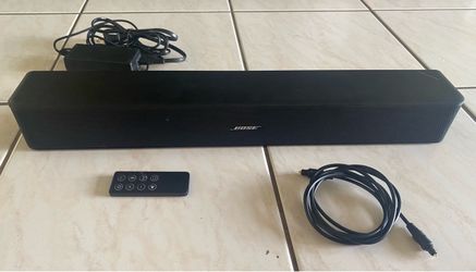 Bose Soundbar with Remote and Cables