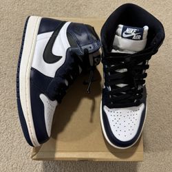 Air Jordan 1 Retro High OG 'Midnight Navy' Size 6.5