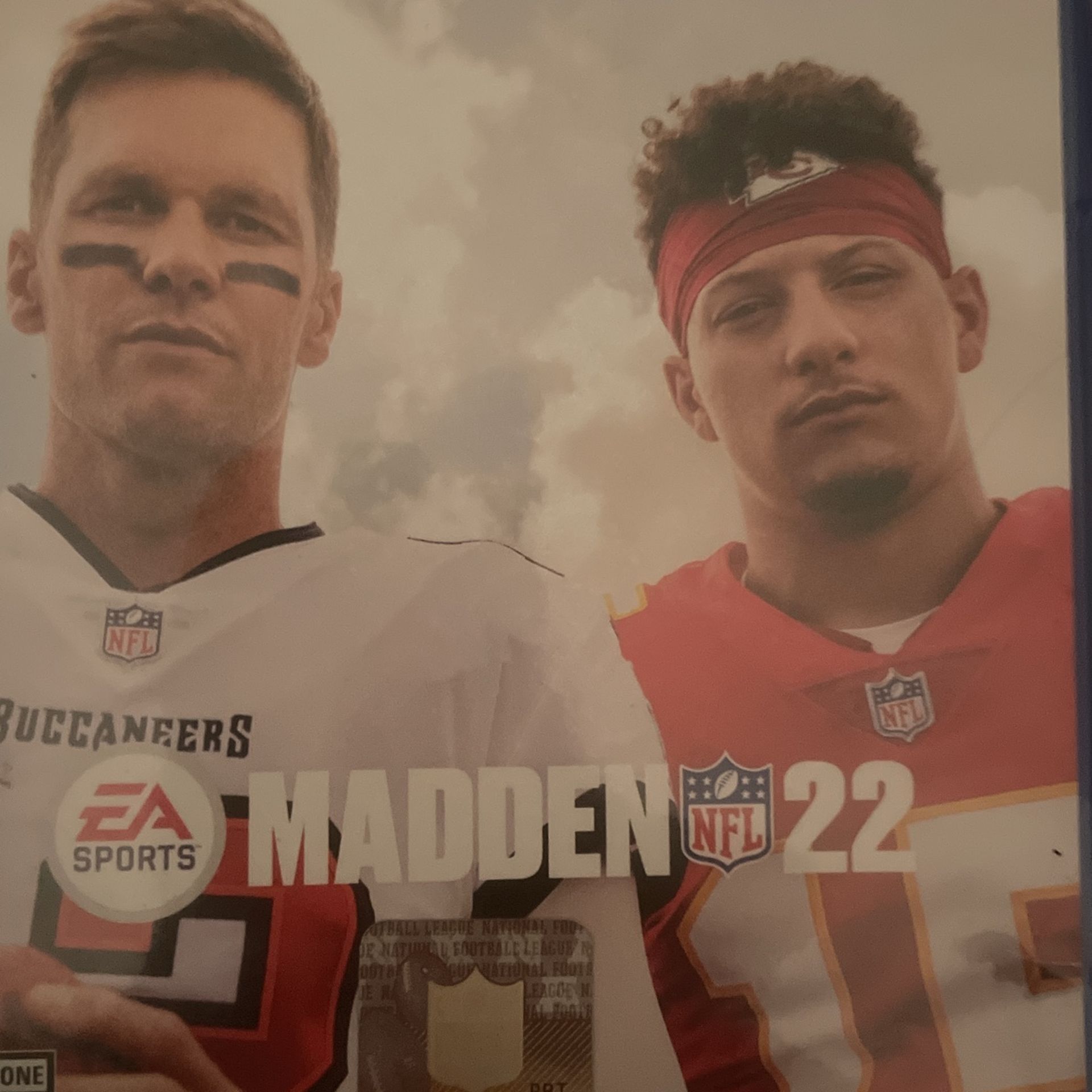 Madden NFL 22 PS4 game.