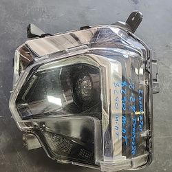 Mint Chevrolet Chevy Traverse Driver Left Side Headlight 2022 2023 2024 Part $250